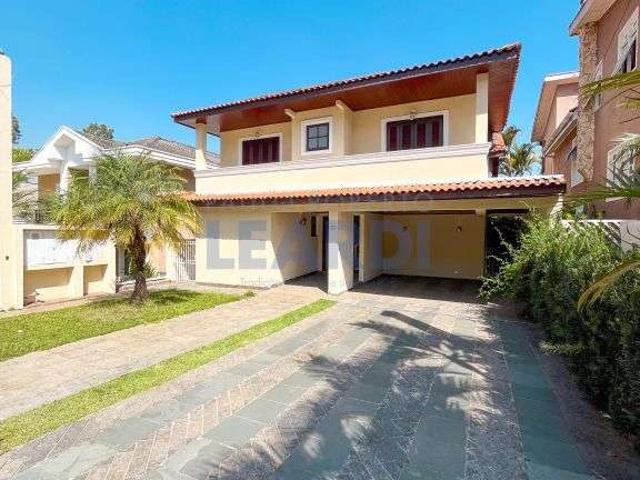 Casa / Sobrado em Condomínio para Venda em Santana de Parnaíba/SP Alphaville 4 Quartos