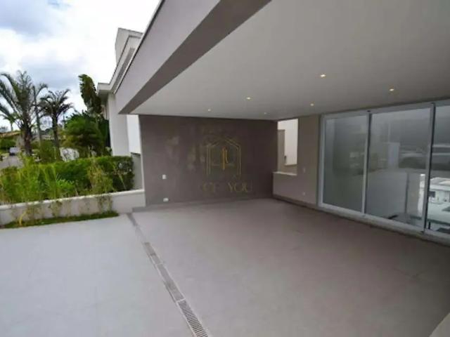 Casa / Sobrado em Condomínio para Venda em Santana de Parnaíba/SP Alphaville 4 Quartos