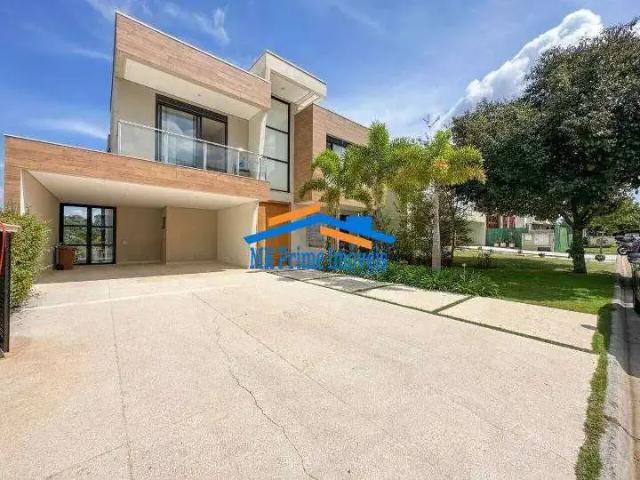 Casa / Sobrado em Condomínio para Venda em Santana de Parnaíba/SP Alphaville 4 Quartos