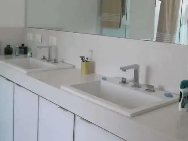 Casa / Sobrado em Condomínio para Venda em Santana de Parnaíba/SP Alphaville 4 Quartos