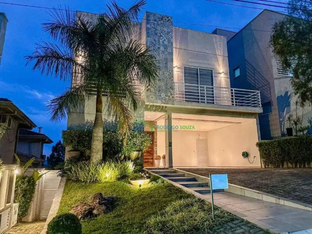 Casa / Sobrado em Condomínio para Venda em Santana de Parnaíba/SP Alphaville 4 Quartos