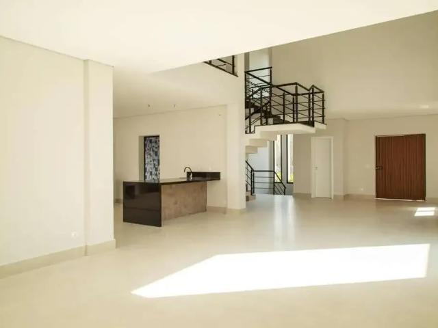 Casa / Sobrado em Condomínio para Venda em Santana de Parnaíba/SP Alphaville 4 Quartos