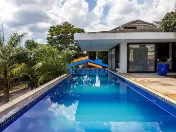 Casa / Sobrado em Condomínio para Venda em Santana de Parnaíba/SP Alphaville 5 Quartos