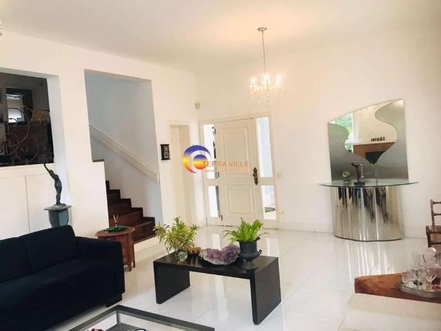 Casa / Sobrado em Condomínio para Venda em Santana de Parnaíba/SP Alphaville 5 Quartos