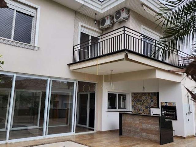 Casa / Sobrado em Condomínio para Venda em Barueri/SP Tamboré 4 Quartos