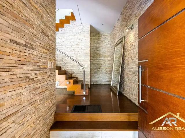 Casa / Sobrado em Condomínio para Venda em Santana de Parnaíba/SP Alphaville 5 Quartos