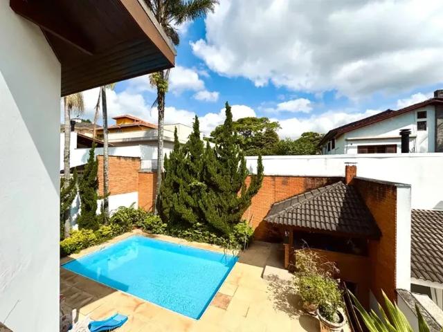 Casa / Sobrado em Condomínio para Venda em Santana de Parnaíba/SP Alphaville 5 Quartos