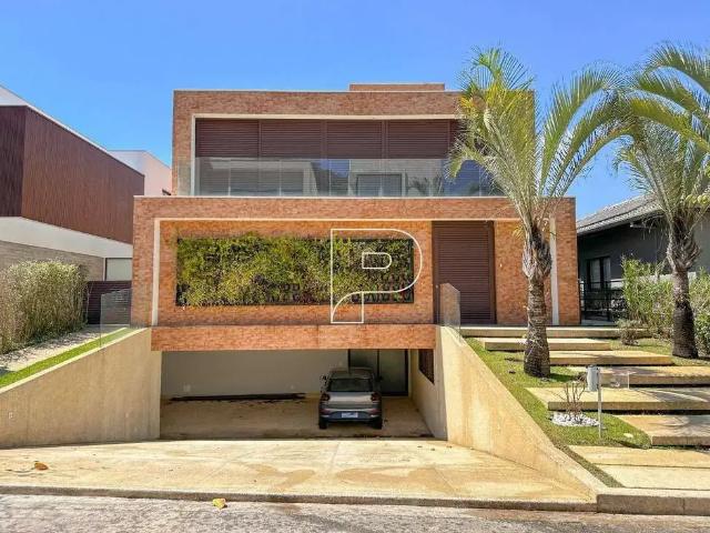 Casa / Sobrado em Condomínio para Venda em Santana de Parnaíba/SP Alphaville 6 Quartos