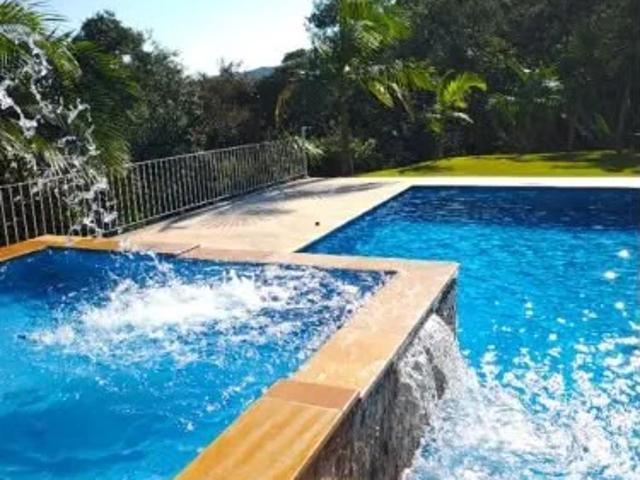 Casa / Sobrado em Condomínio para Venda em Santana de Parnaíba/SP Capela Velha 4 Quartos