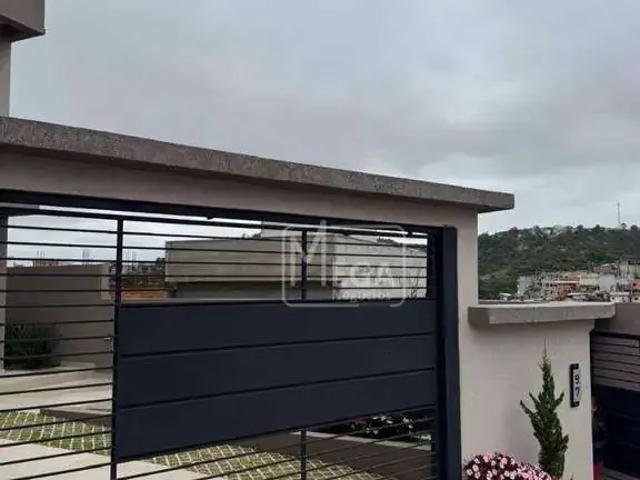 Casa / Sobrado em Condomínio para Venda em Santana de Parnaíba/SP Chácara Jaguari Fazendinha 3 Quartos