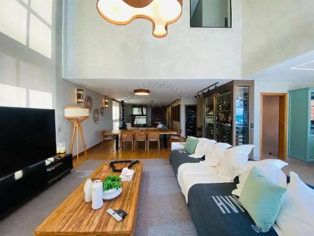 Casa / Sobrado em Condomínio para Venda em Santana de Parnaíba/SP Jardim Bandeirantes 4 Quartos