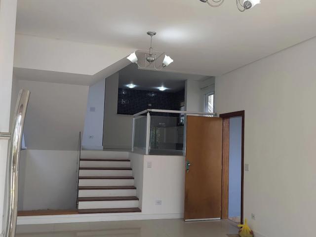 Casa / Sobrado em Condomínio para Venda em Santana de Parnaíba/SP Quintas do Ingaí 3 Quartos