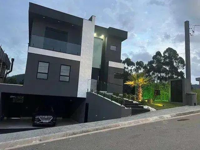 Casa / Sobrado em Condomínio para Venda em Santana de Parnaíba/SP Sítio do Rosário 3 Quartos