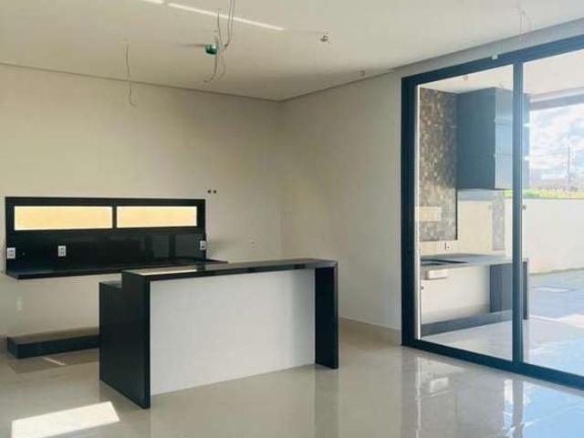 Casa / Sobrado em Condomínio para Venda em Santana de Parnaíba/SP Sítio do Rosário 4 Quartos