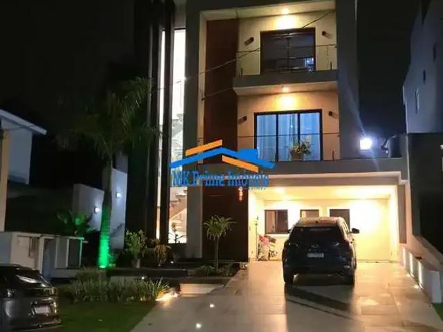 Casa / Sobrado em Condomínio para Venda em Santana de Parnaíba/SP Suru 3 Quartos
