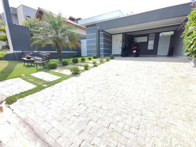 Casa / Sobrado em Condomínio para Venda em Santana de Parnaíba/SP Suru 3 Quartos