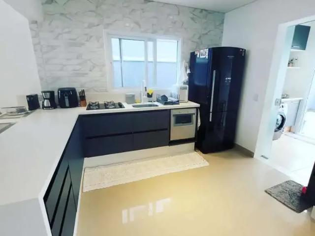 Casa / Sobrado em Condomínio para Venda em Santana de Parnaíba/SP Suru 4 Quartos