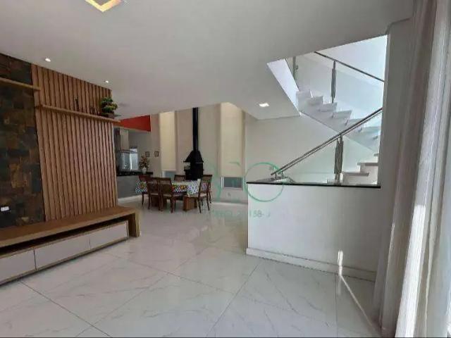 Casa / Sobrado em Condomínio para Venda em Santana de Parnaíba/SP Suru 5 Quartos