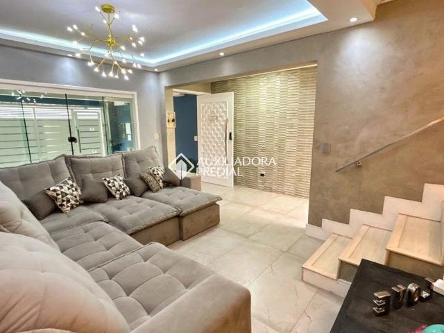 Casa / Sobrado em Condomínio para Venda em Santo André/SP Vila Aquilino 3 Quartos