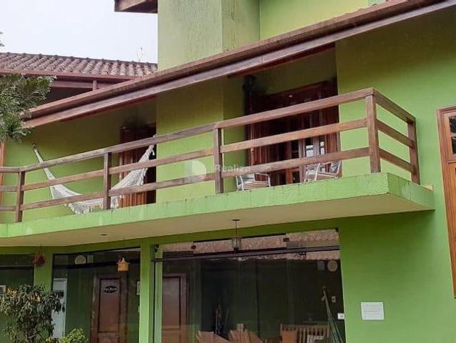 Casa / Sobrado em Condomínio para Venda em Santo Antônio do Pinhal/SP Centro 3 Quartos