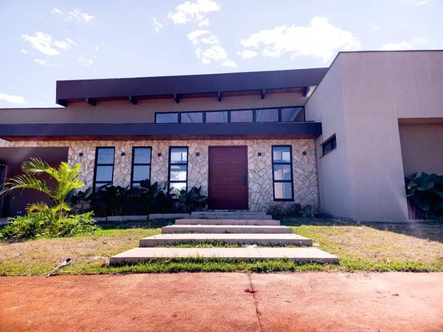 Casa / Sobrado em Condomínio para Venda em Santo Antônio de Goiás/GO Zona Rural 3 Quartos