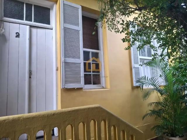 Casa / Sobrado em Condomínio para Venda em Santos/SP Centro 2 Quartos
