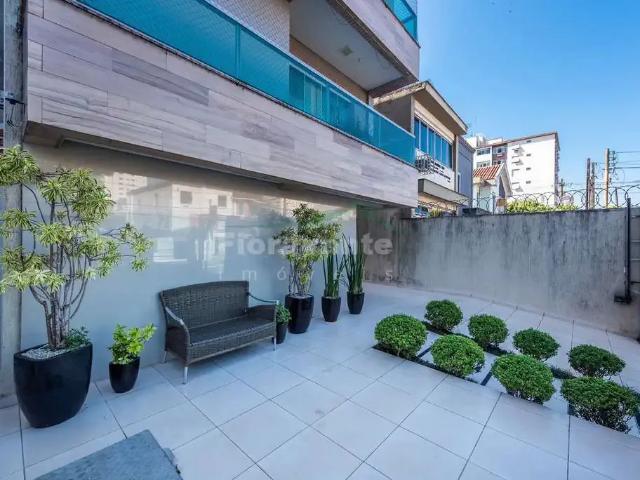 Casa / Sobrado em Condomínio para Venda em Santos/SP Gonzaga 3 Quartos