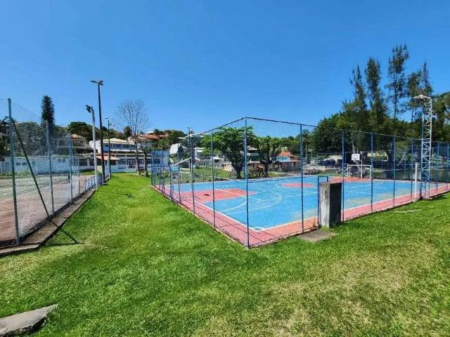 Casa / Sobrado em Condomínio para Venda em Saquarema/RJ Retiro Bacaxá 4 Quartos