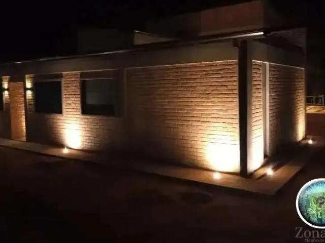 Casa / Sobrado em Condomínio para Venda em Sarapuí/SP Floresta 4 Quartos