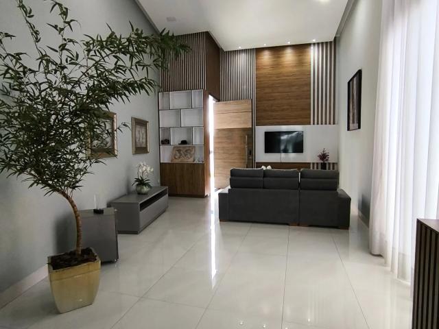 Casa / Sobrado em Condomínio para Venda em Senador Canedo/GO Jardim Veneza 3 Quartos