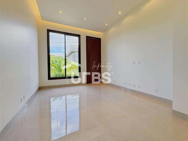Casa / Sobrado em Condomínio para Venda em Senador Canedo/GO Jardins Barcelona 3 Quartos