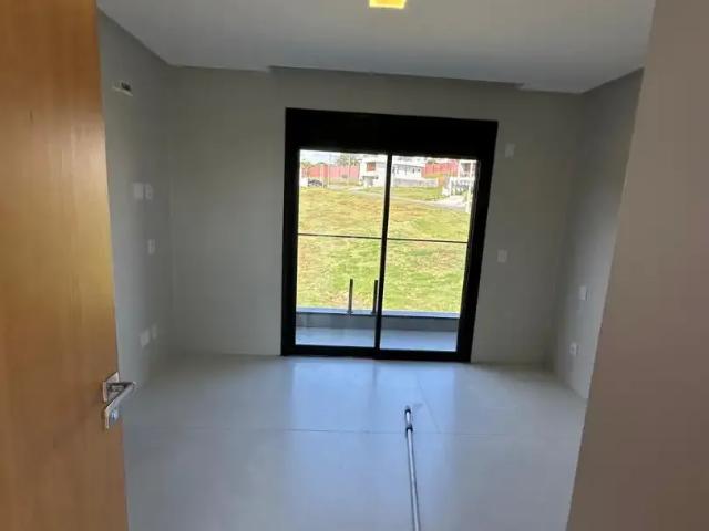 Casa / Sobrado em Condomínio para Venda em Senador Canedo/GO Jardins Barcelona 4 Quartos