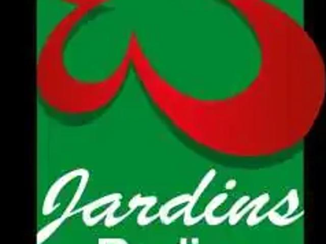 Casa / Sobrado em Condomínio para Venda em Senador Canedo/GO Jardins Berlim 3 Quartos