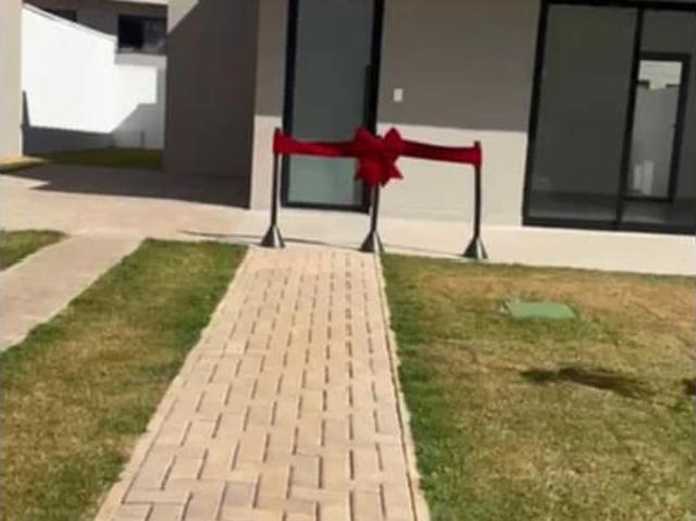 Casa / Sobrado em Condomínio para Venda em Senador Canedo/GO Jardins Berlim 3 Quartos