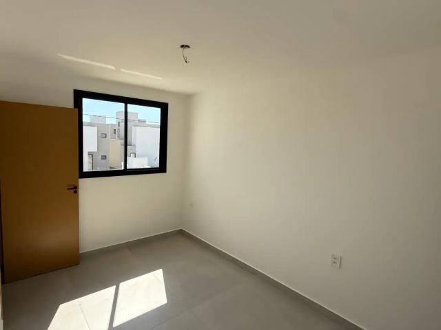 Casa / Sobrado em Condomínio para Venda em Senador Canedo/GO Jardins Berlim 4 Quartos