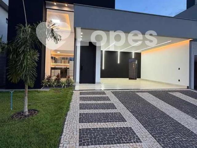 Casa / Sobrado em Condomínio para Venda em Senador Canedo/GO Jardins Bolonha 3 Quartos