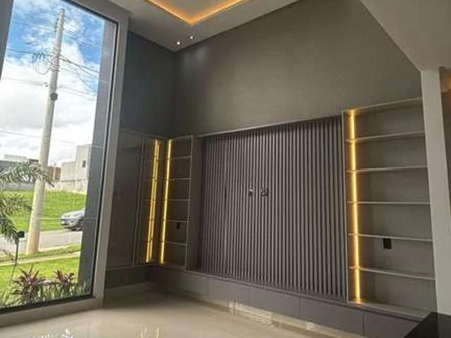 Casa / Sobrado em Condomínio para Venda em Senador Canedo/GO Jardins Bolonha 3 Quartos