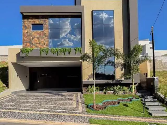 Casa / Sobrado em Condomínio para Venda em Senador Canedo/GO Jardins Bolonha 4 Quartos