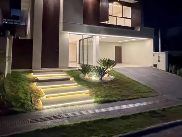 Casa / Sobrado em Condomínio para Venda em Senador Canedo/GO Jardins Capri 4 Quartos