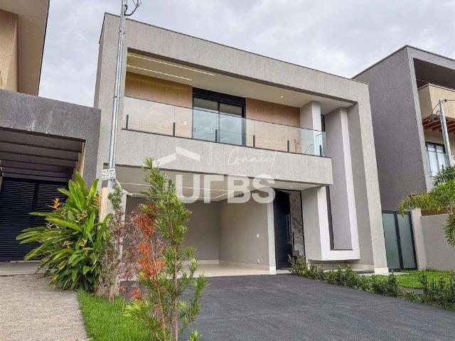 Casa / Sobrado em Condomínio para Venda em Senador Canedo/GO Jardins Capri 3 Quartos