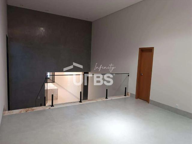 Casa / Sobrado em Condomínio para Venda em Senador Canedo/GO Jardins Nápoles 3 Quartos