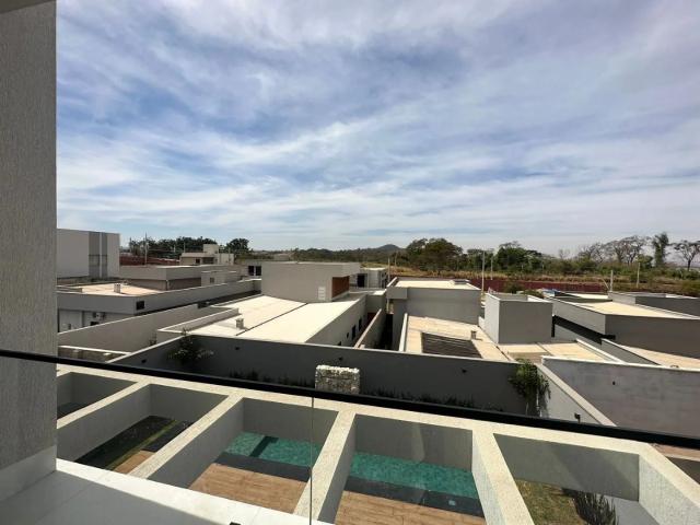 Casa / Sobrado em Condomínio para Venda em Senador Canedo/GO Jardins Nápoles 4 Quartos