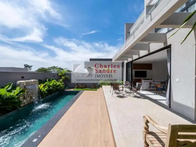 Casa / Sobrado em Condomínio para Venda em Senador Canedo/GO Jardins Nápoles 4 Quartos