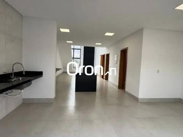 Casa / Sobrado em Condomínio para Venda em Senador Canedo/GO Jardins Porto 4 Quartos