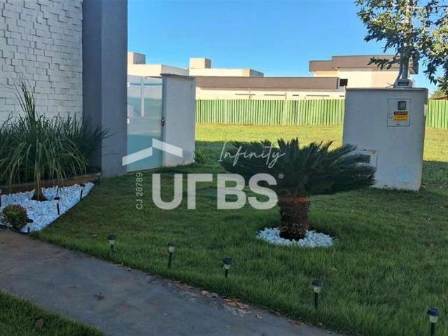 Casa / Sobrado em Condomínio para Venda em Senador Canedo/GO Terras Alpha Residencial 1 3 Quartos