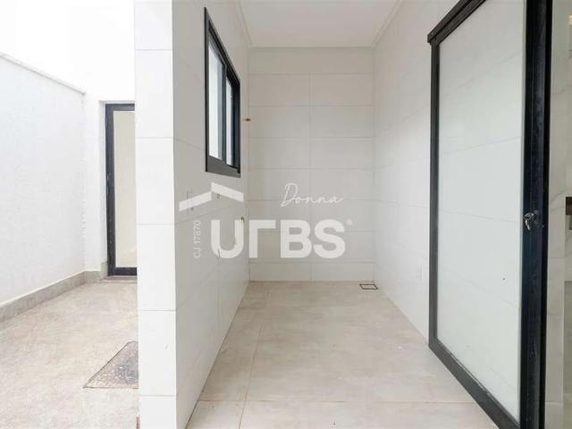 Casa / Sobrado em Condomínio para Venda em Senador Canedo/GO Terras Alpha Residencial 1 4 Quartos