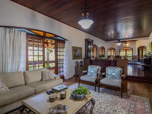 Casa / Sobrado em Condomínio para Venda em Serra Negra/SP Monte Sankhya 7 Quartos