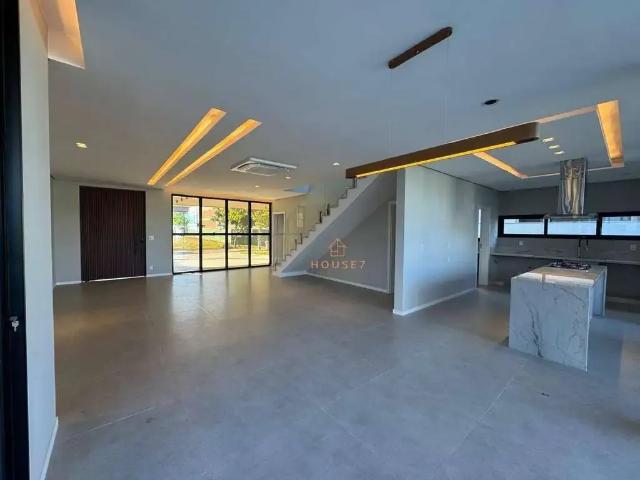 Casa / Sobrado em Condomínio para Venda em Serra/ES Alphaville Jacuhy 4 Quartos