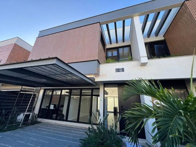 Casa / Sobrado em Condomínio para Venda em Serra/ES Morada de Laranjeiras 4 Quartos