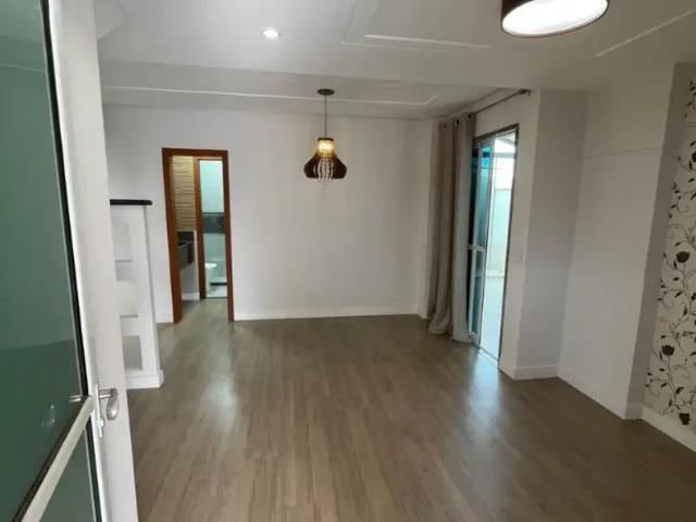 Casa / Sobrado em Condomínio para Venda em Serra/ES Parque Residencial Laranjeiras 4 Quartos